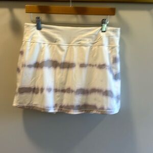 Lululemon Pace Skirt size 8